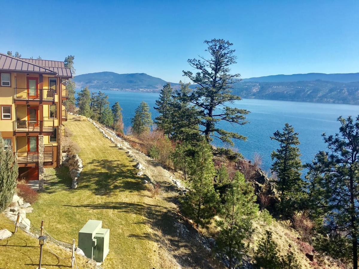 Cozystay Signature Lake Okanagan Resort Kelowna Exteriör bild