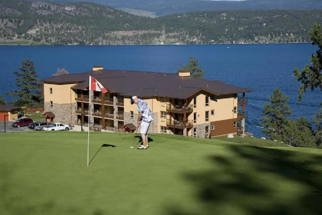 Cozystay Signature Lake Okanagan Resort Kelowna Exteriör bild